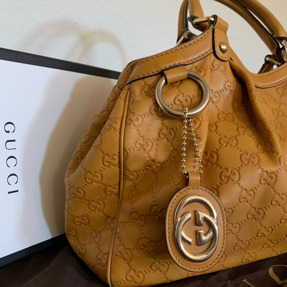 Authentic Gucci Handbag - Picture 2 of 8